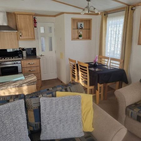 8 Berth Deluxe Caravan Pg156 Golden Palm Chapel St Leonards Apartment Exterior photo