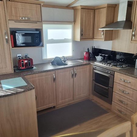 8 Berth Deluxe Caravan Pg156 Golden Palm Chapel St Leonards Apartment Exterior photo